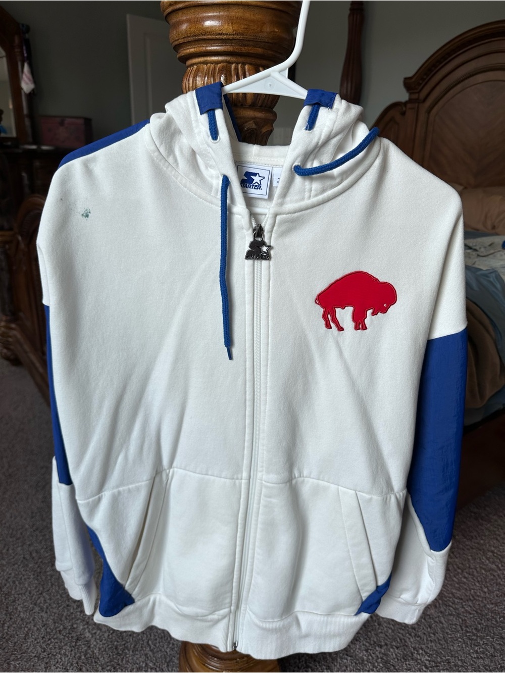 Starter White & Blue Zip-Up Hoodie with Red Buffalo Graphic